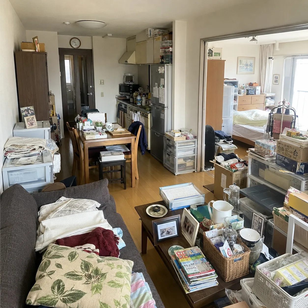 散らかった部屋